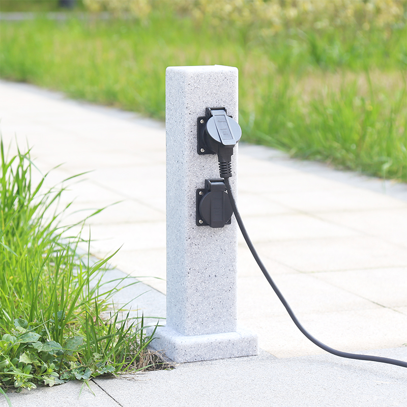 Outdoor Power Outlet Weatherproof - Vertical power socket PE waterproof outdoor